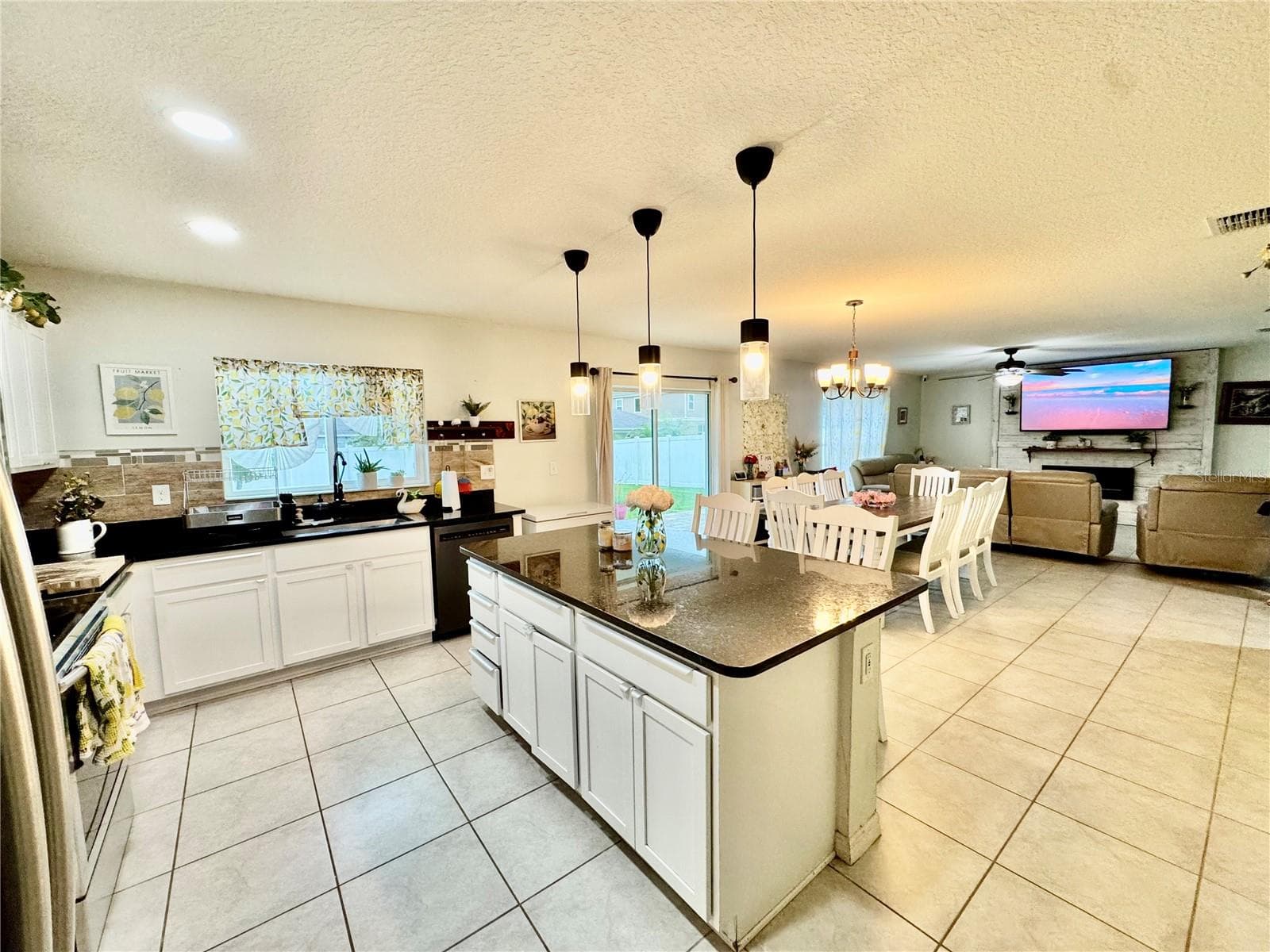 Single Family Residence at 7609 MUSCOVY DR, LAKELAND, photo 12 of 30