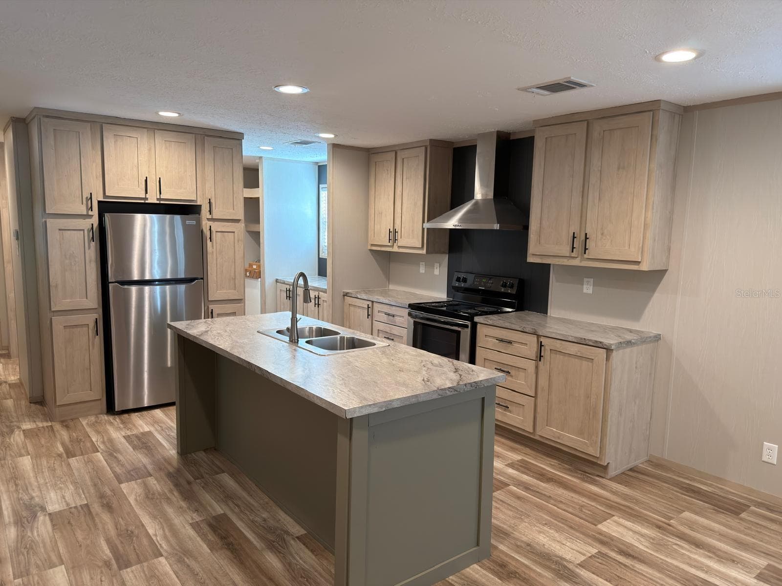 Manufactured Home at 4536 S LEISURE BLVD, LECANTO, photo 6 of 53