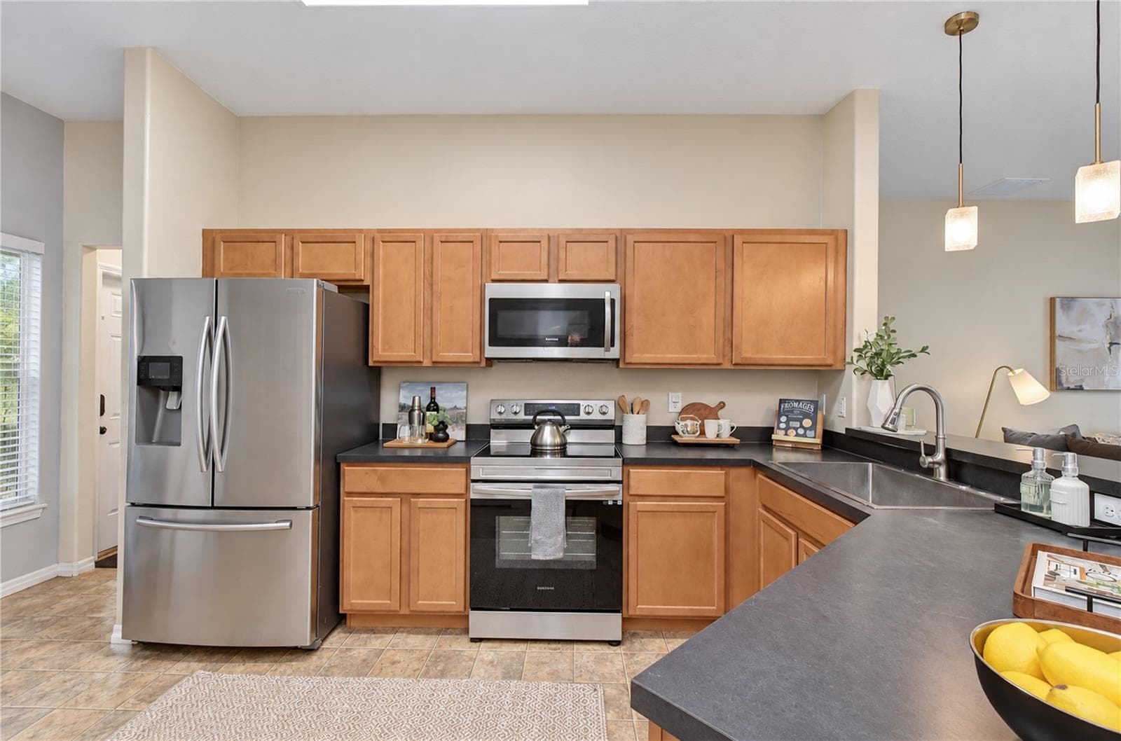 Single Family Residence at 13816 CADEN GLEN DR, HUDSON, photo 11 of 43