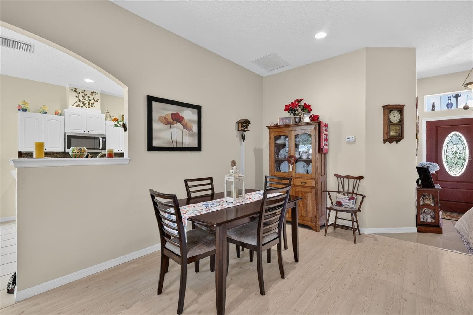Single Family Residence at 5138 AURORA DR, LEESBURG, photo 14 of 52