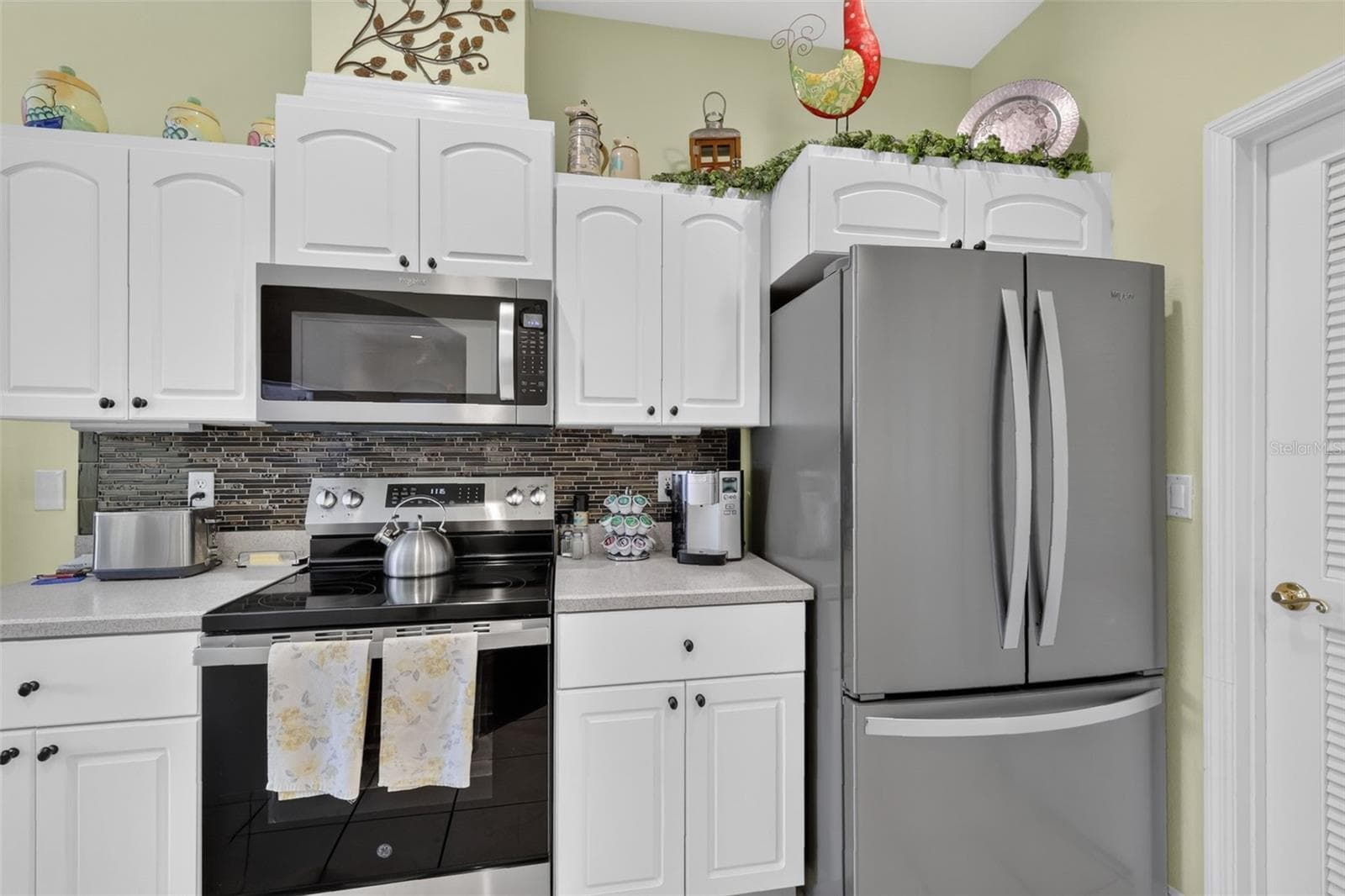 Single Family Residence at 5138 AURORA DR, LEESBURG, photo 17 of 52