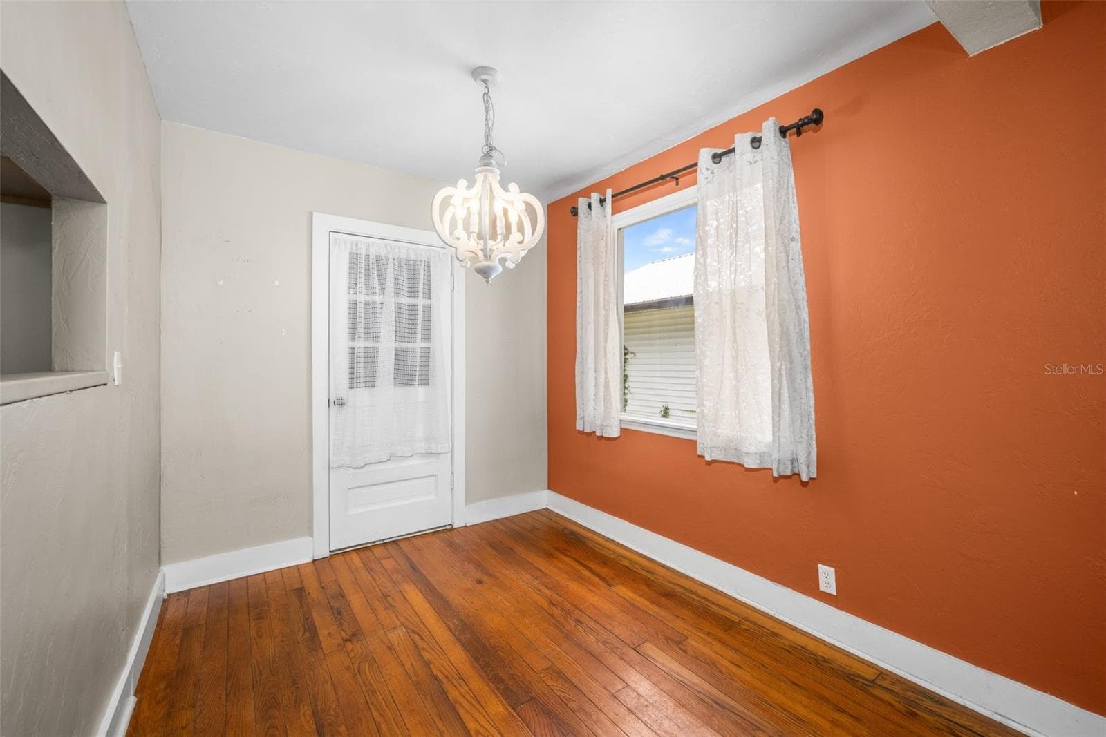 Single Family Residence at 24506 SW 4TH AVE, NEWBERRY, photo 9 of 50