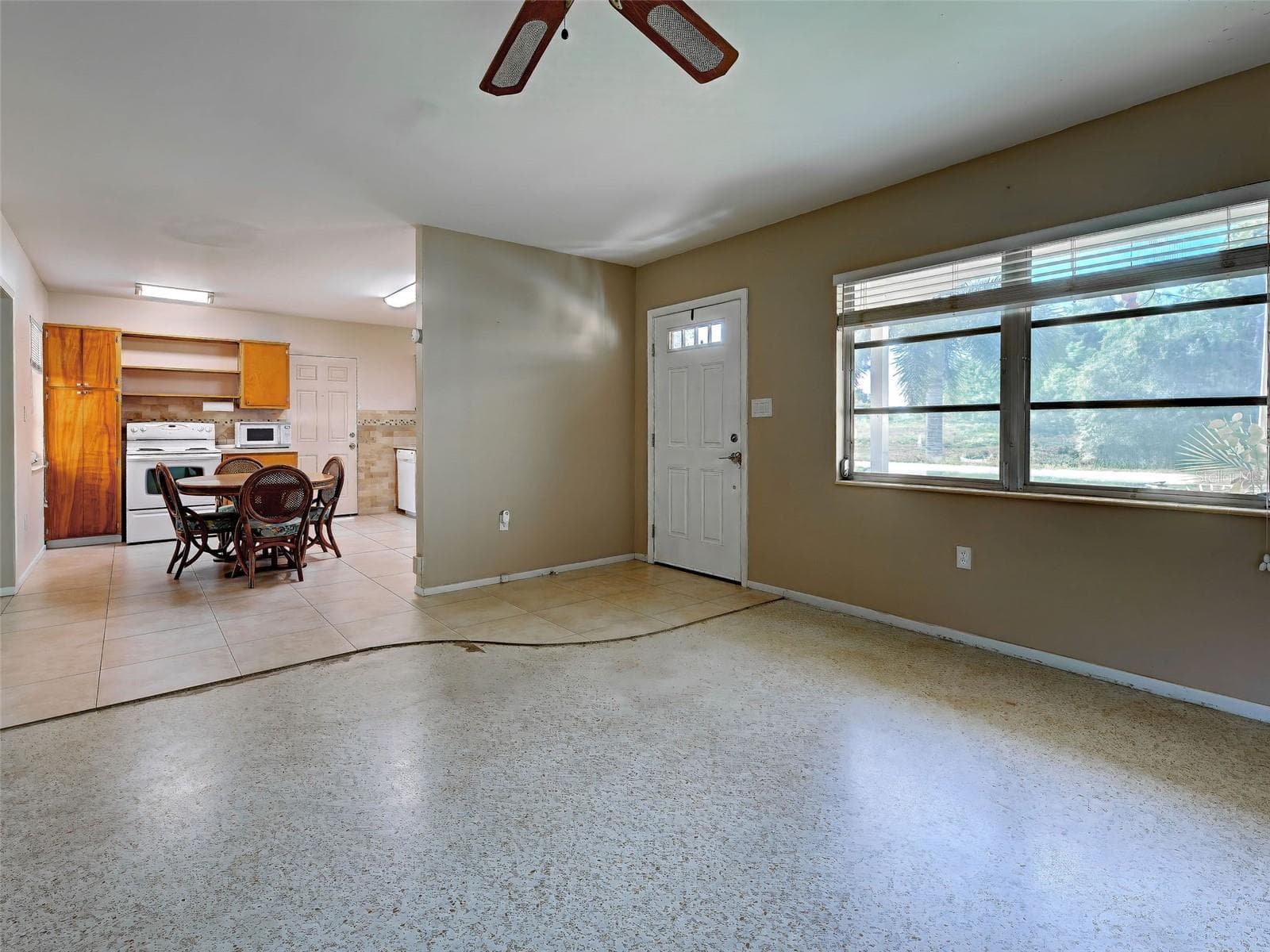 Single Family Residence at 22542 ELMIRA BLVD, PORT CHARLOTTE, photo 11 of 37