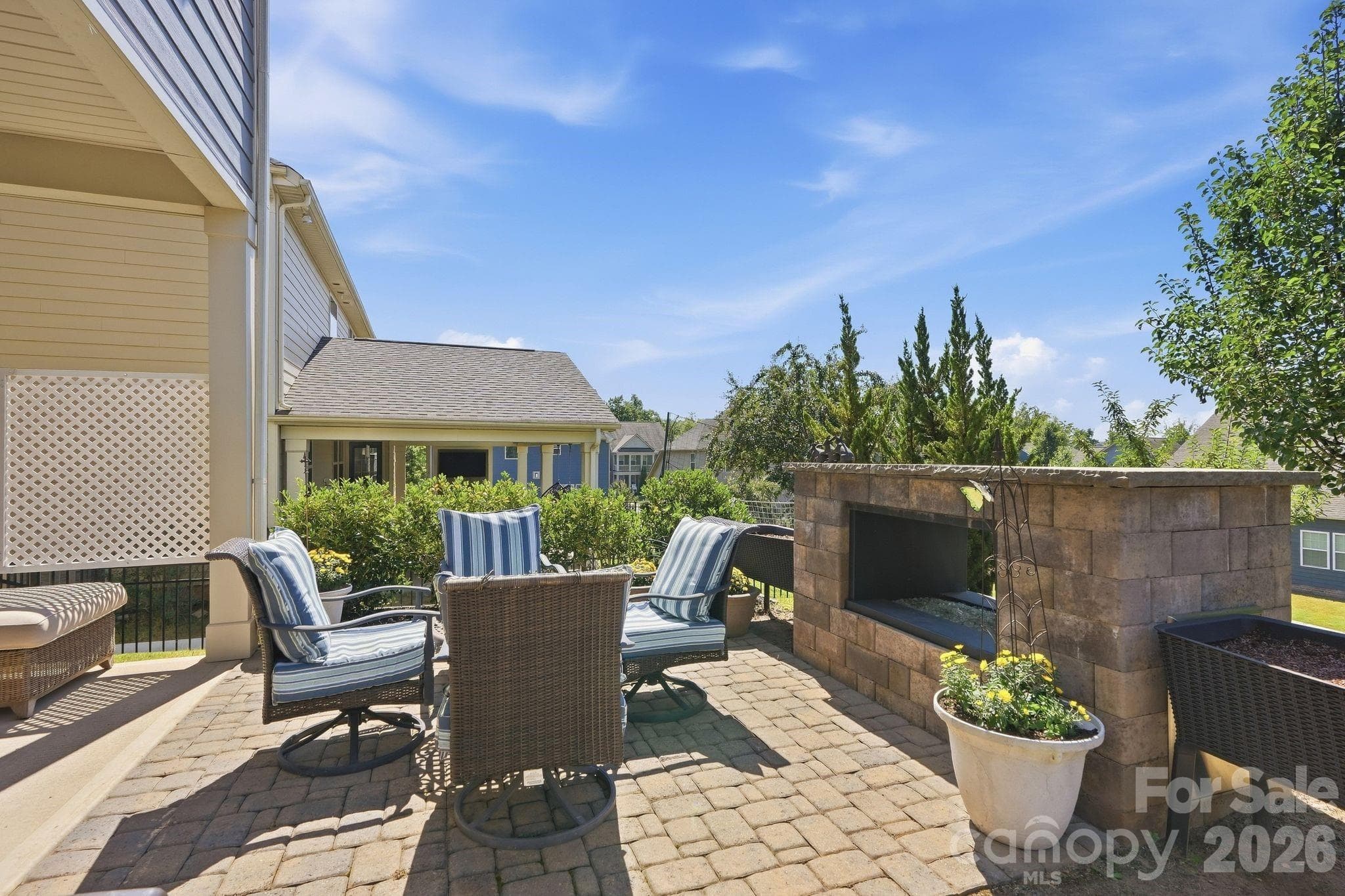 Propane Gas Fireplace - 7013 Hamilton Mill Drive, Waxhaw