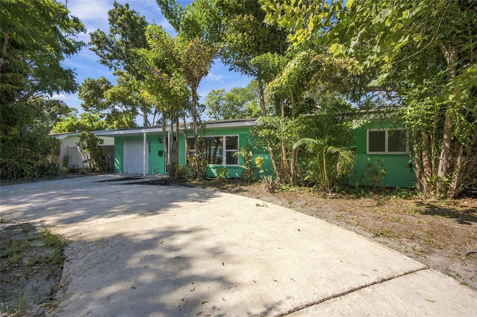 Single Family Residence at 7557 18TH AVE N, ST PETERSBURG, photo 6 of 36
