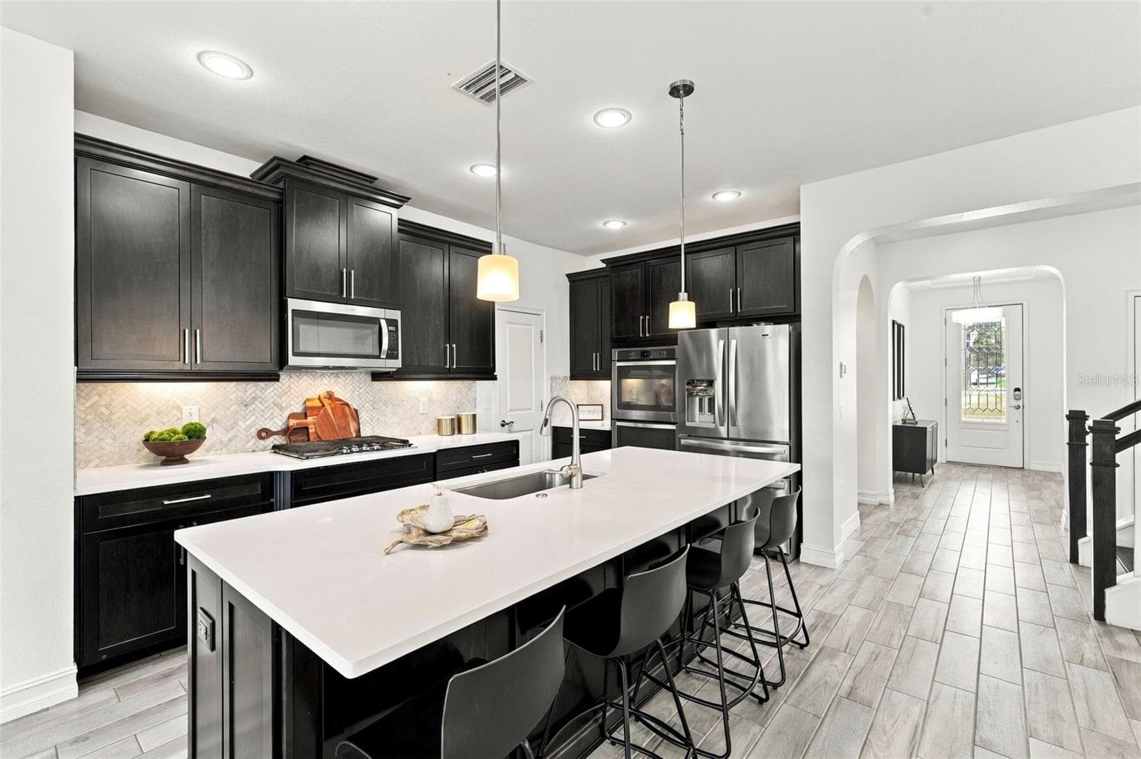 Single Family Residence at 28907 REVARO LN, WESLEY CHAPEL, photo 23 of 100
