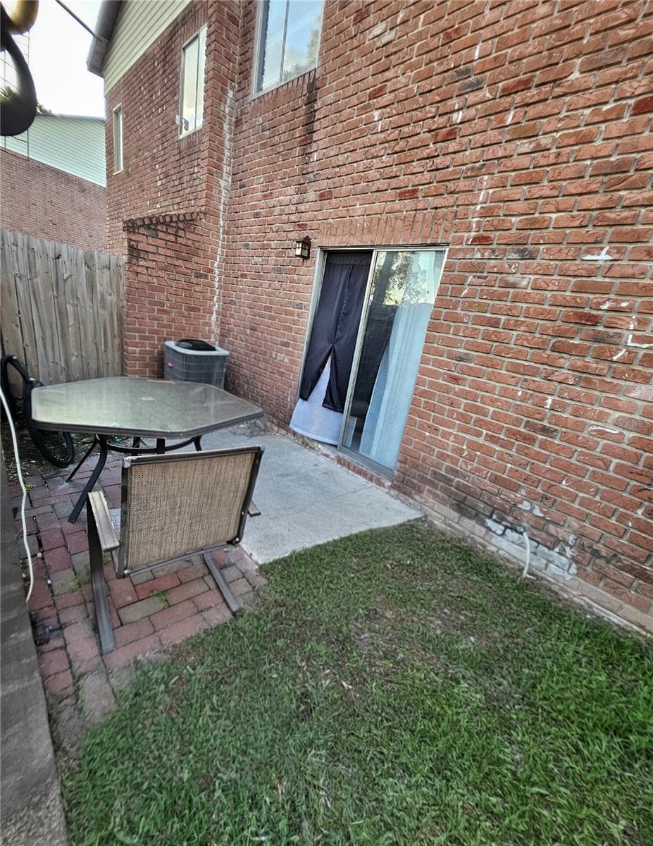 Condominium at 5084 DOWNING ST #2, ORLANDO, photo 14 of 32