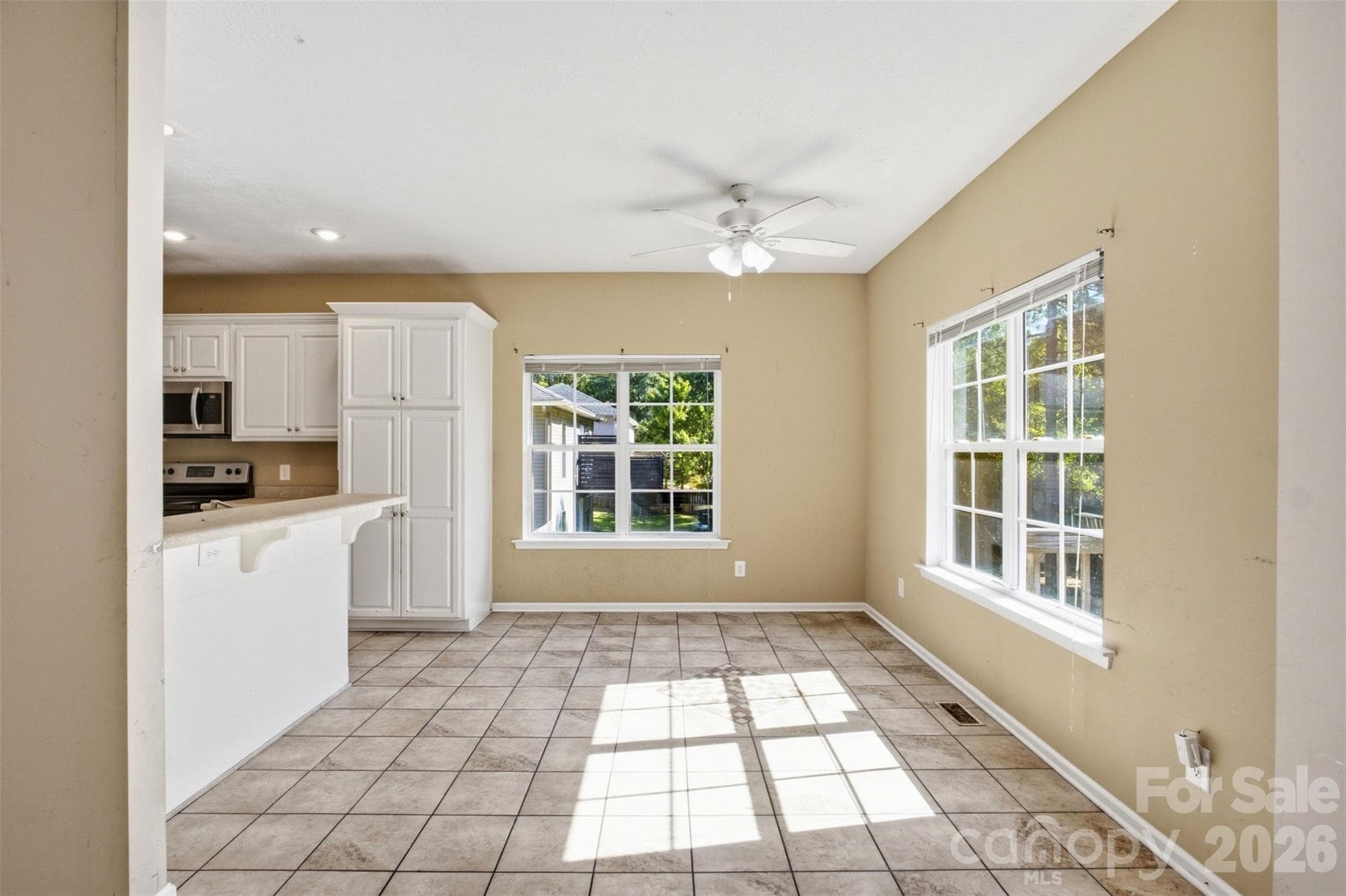 Single Family Residence at 235 Summer Place Drive, Aiken, photo 6 of 34