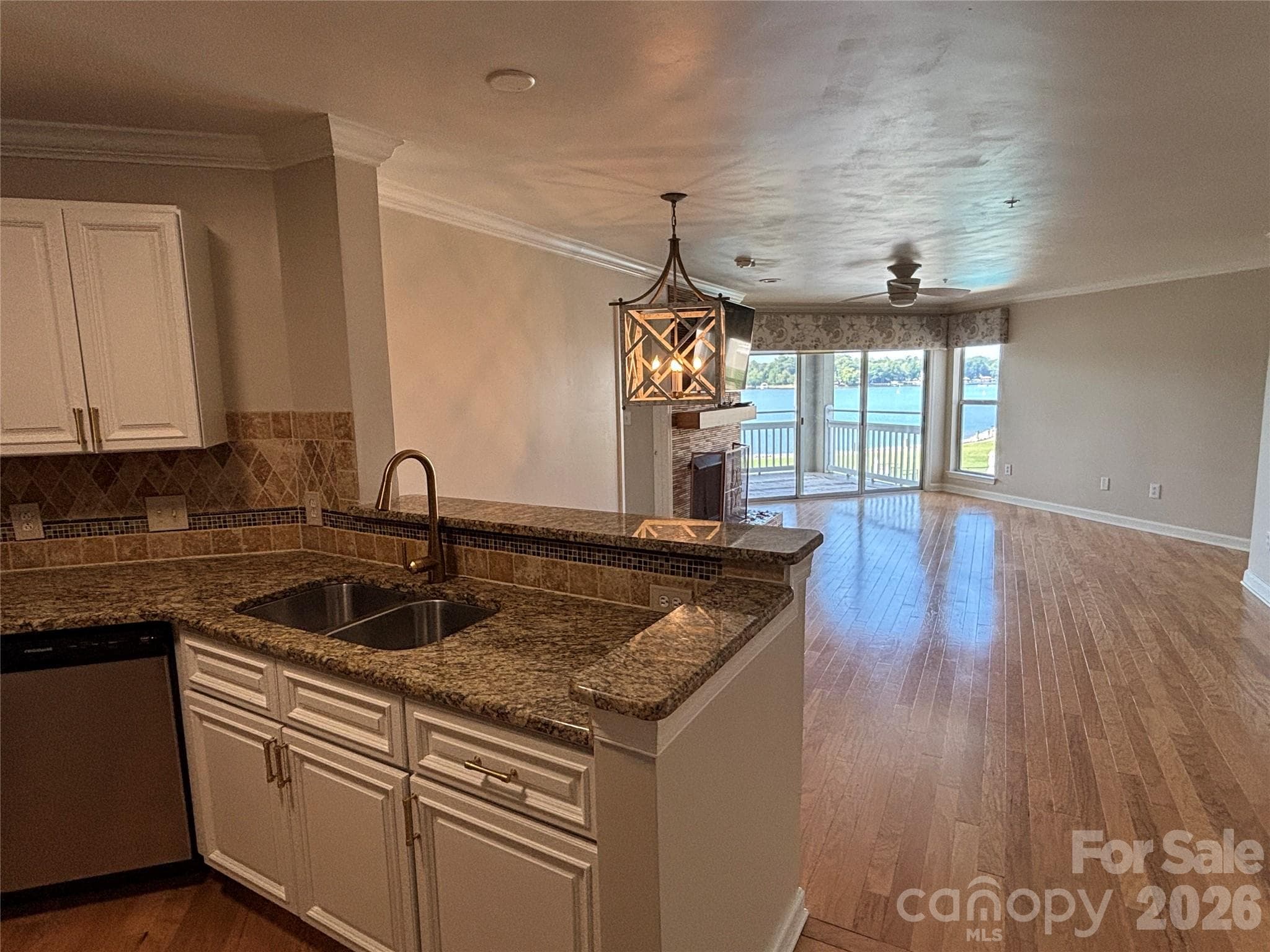 You can see the lake from your Kitchen! - 1332 Torrence Circle, Davidson