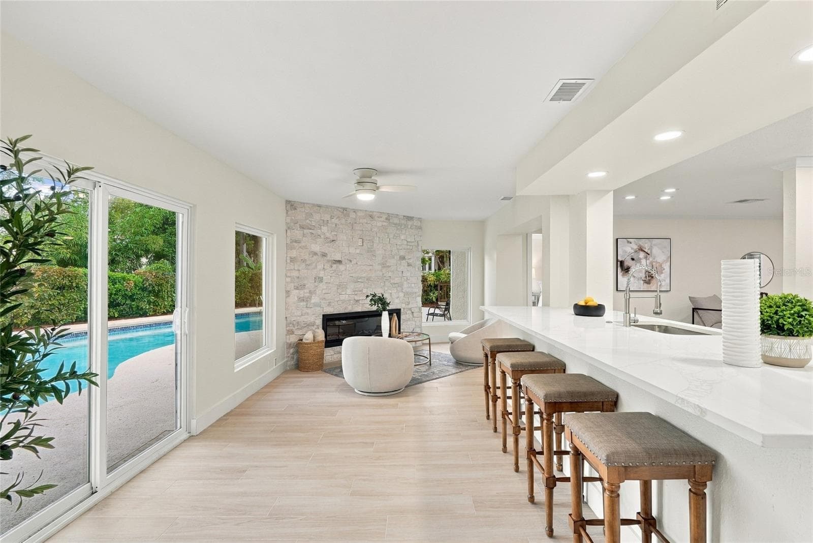 Single Family Residence at 7220 SUNSHINE DR S, ST PETERSBURG, photo 18 of 58