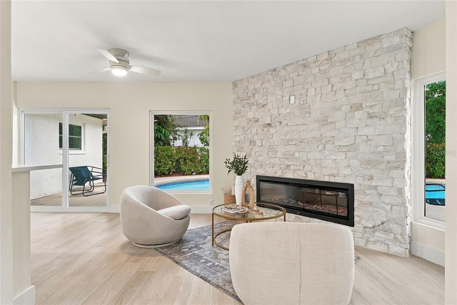 Single Family Residence at 7220 SUNSHINE DR S, ST PETERSBURG, photo 21 of 58