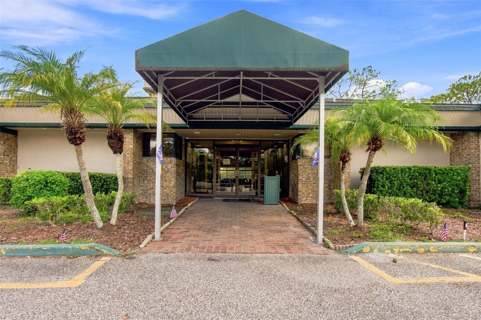 Northdale Golf Club - 4607 CLOVERLAWN DR, TAMPA