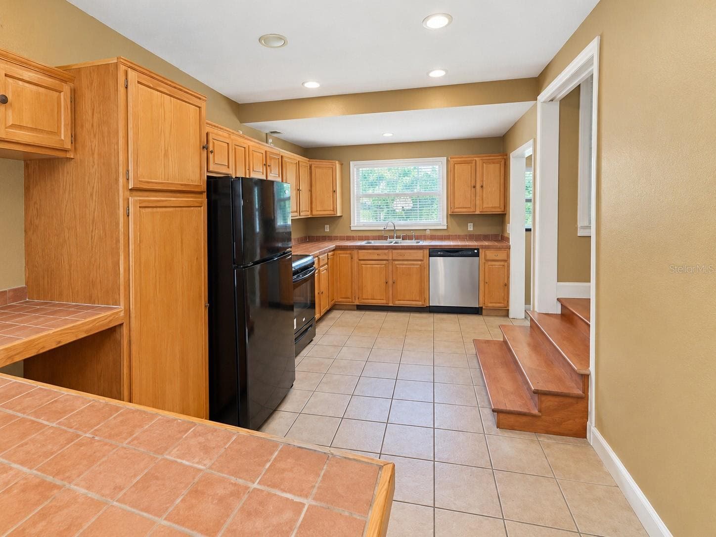 Single Family Residence at 1805 E ORANGE AVE, EUSTIS, photo 4 of 18