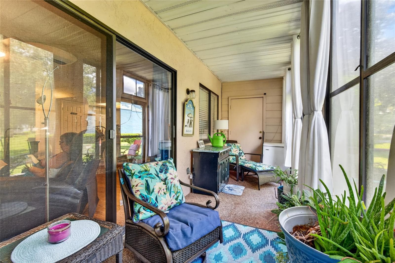Screened & Enclosed Back Room - 508 BAHIA CIR #A, OCALA