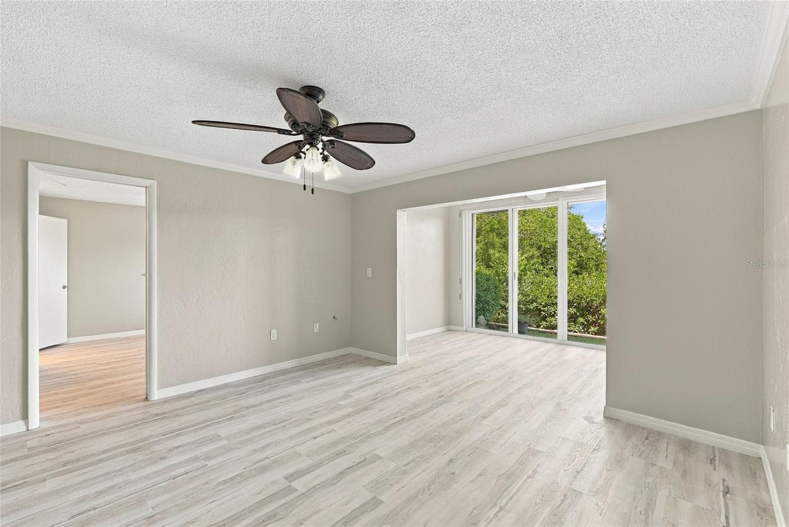 Condominium at 4601 CHANCELLOR ST NE #143, ST PETERSBURG, photo 9 of 36
