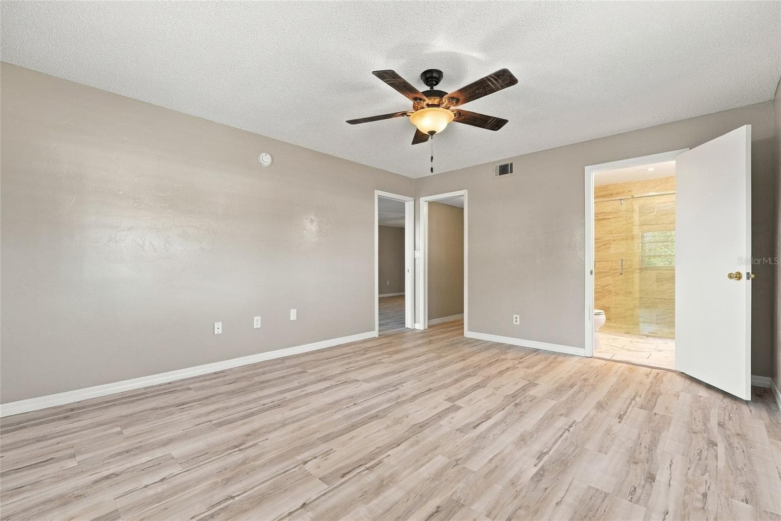 Condominium at 4601 CHANCELLOR ST NE #143, ST PETERSBURG, photo 15 of 36