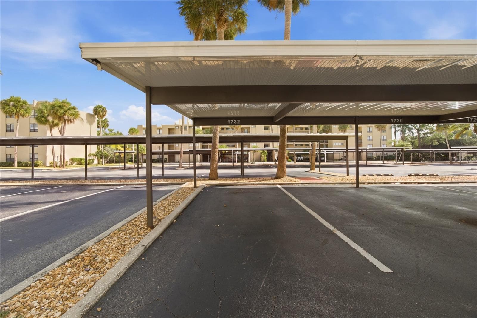Condominium at 2617 COVE CAY DR #103, CLEARWATER, photo 18 of 34