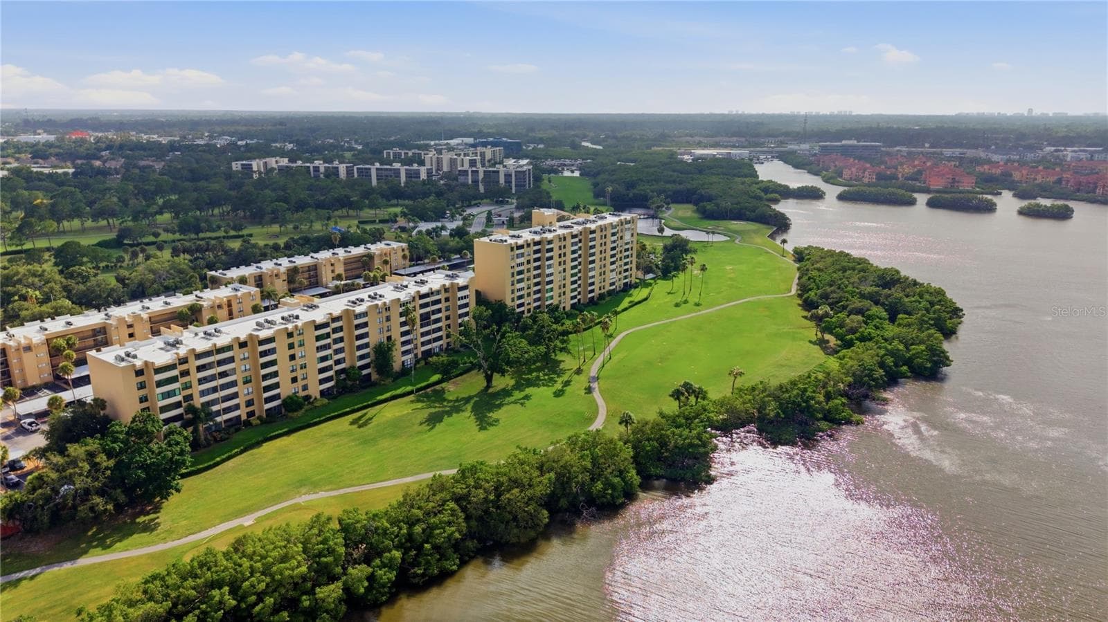 Condominium at 2617 COVE CAY DR #103, CLEARWATER, photo 27 of 34