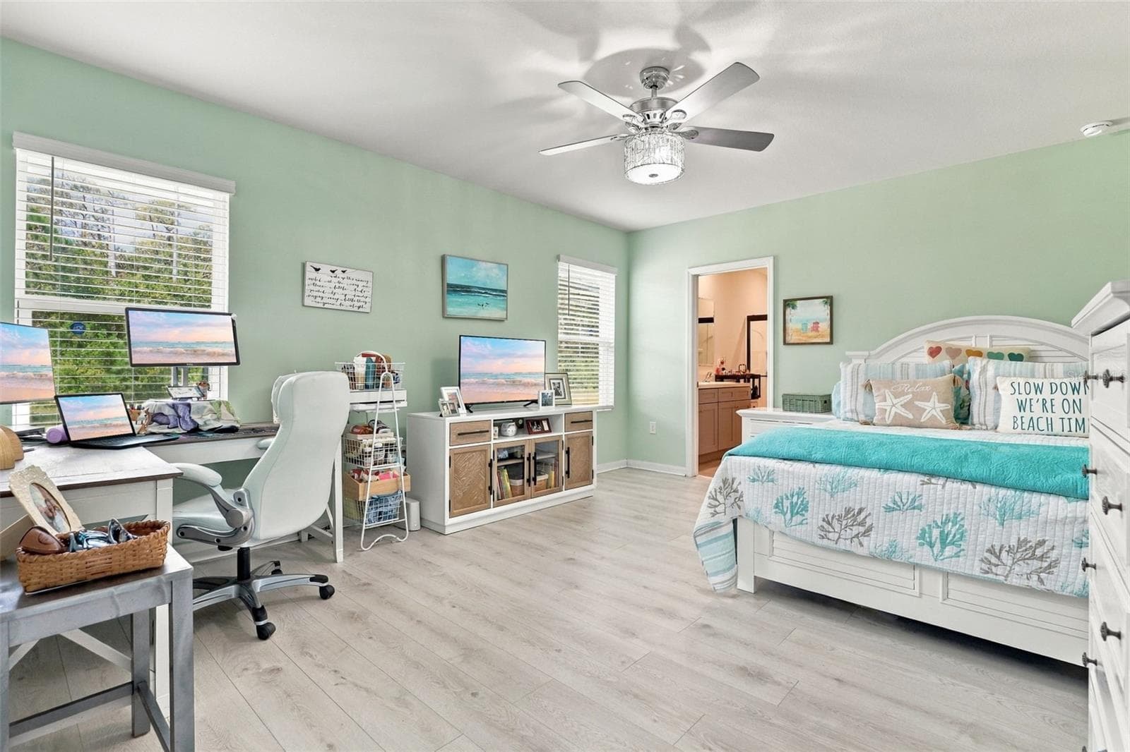Single Family Residence at 3241 CARPENTARIA DR, NEW SMYRNA BEACH, photo 13 of 32