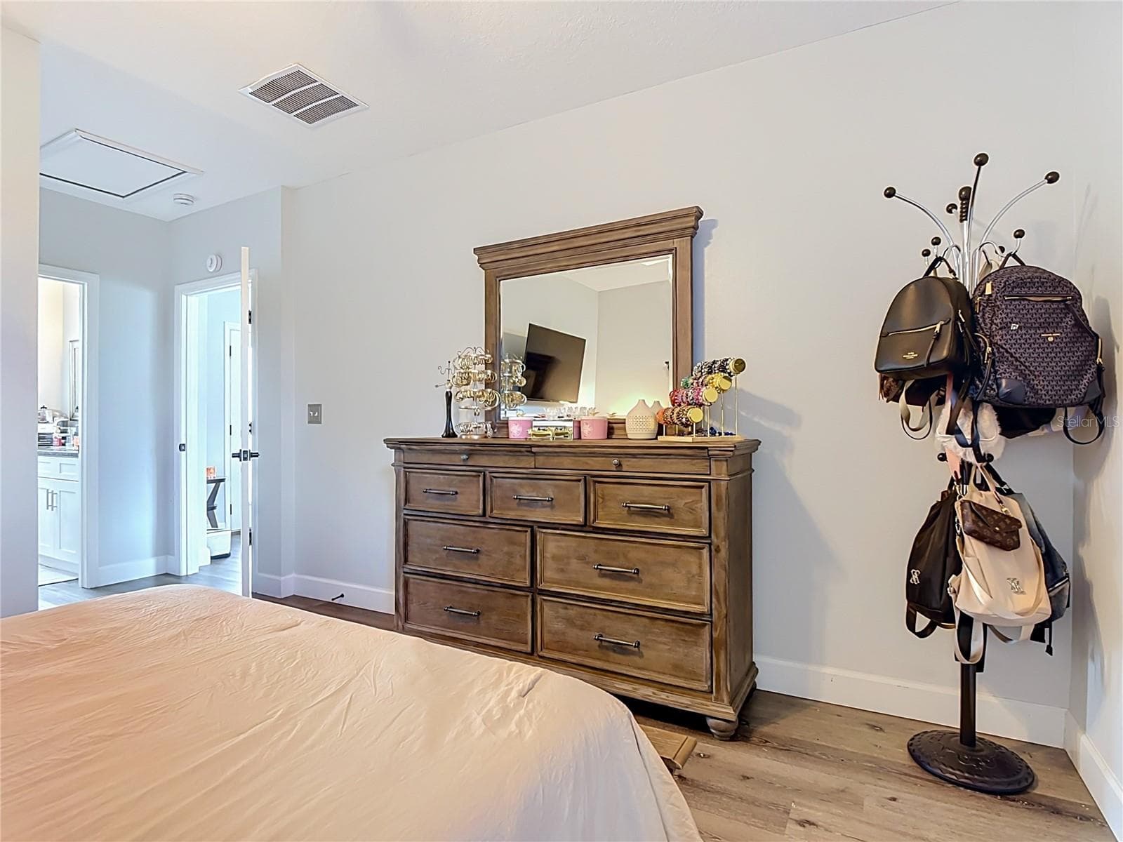 Single Family Residence at 668 DROMEDARY CT, POINCIANA, photo 20 of 55