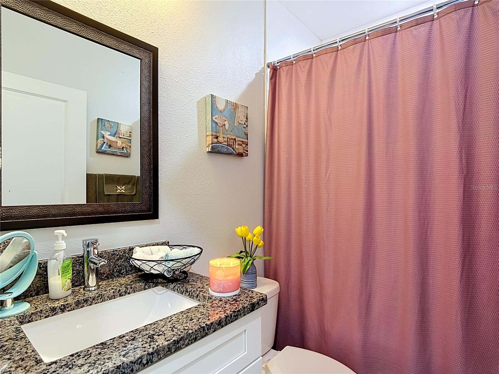 Second bathroom - 668 DROMEDARY CT, POINCIANA