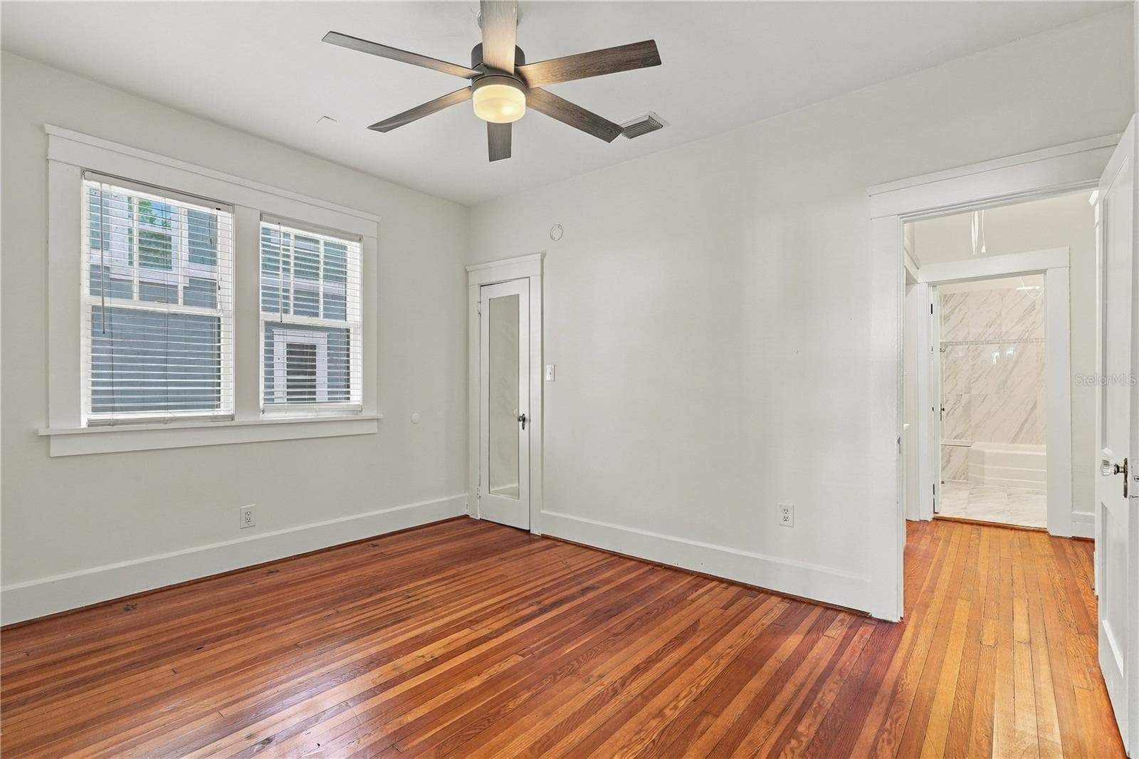 Single Family Residence at 146 13TH AVE NE, ST PETERSBURG, photo 19 of 41