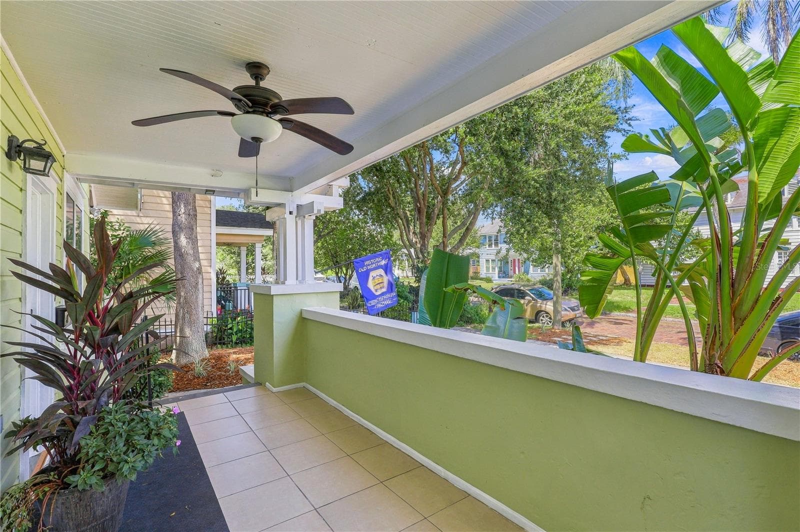 Single Family Residence at 146 13TH AVE NE, ST PETERSBURG, photo 11 of 41