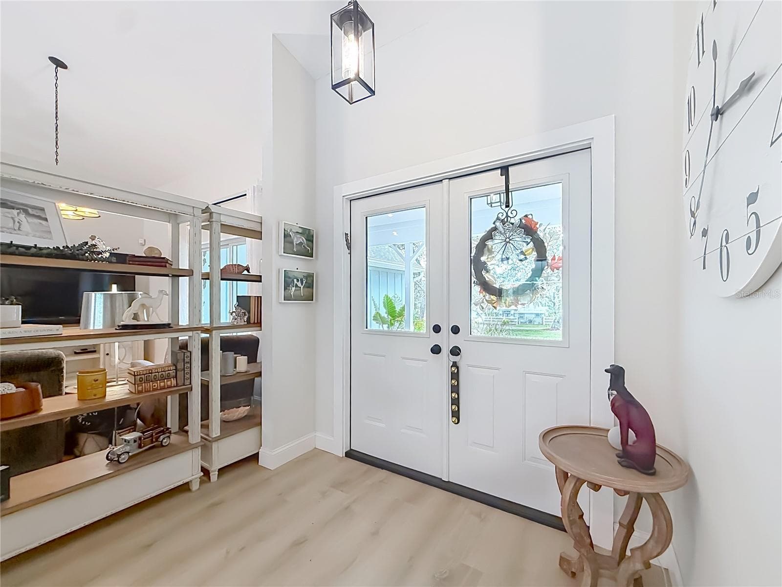 Front Entry - 1821 W BEGONIA DR, BEVERLY HILLS