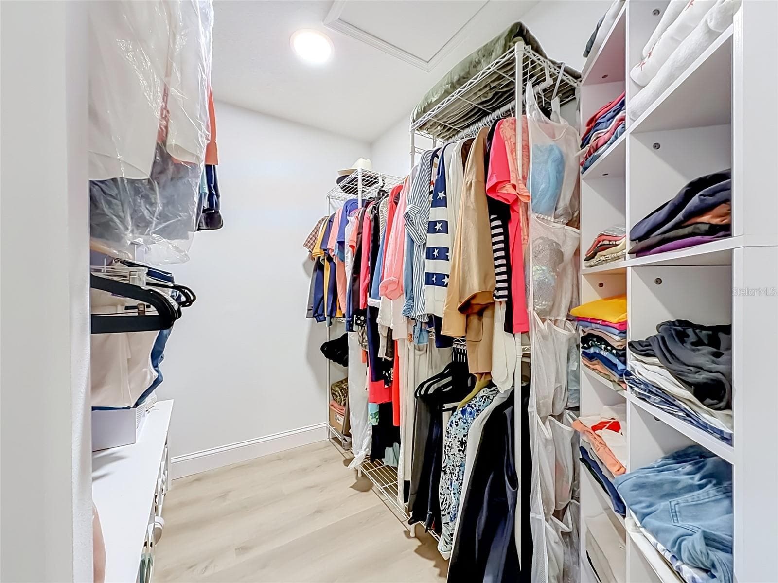 Master Closet - 1821 W BEGONIA DR, BEVERLY HILLS