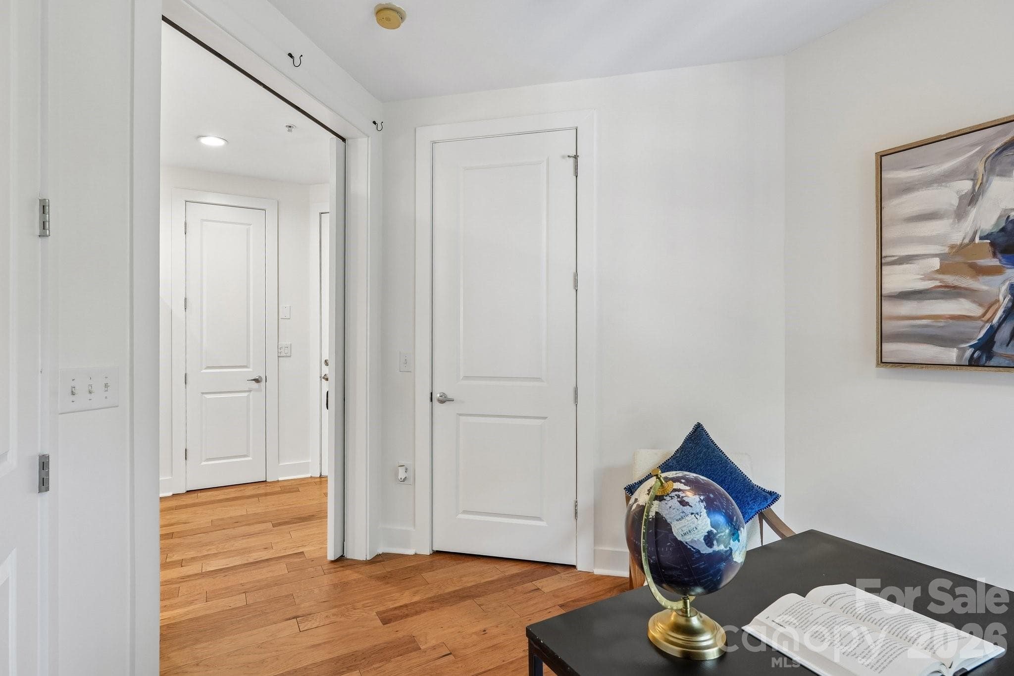 Condominium at 1101 W 1st Street, Charlotte, photo 27 of 42