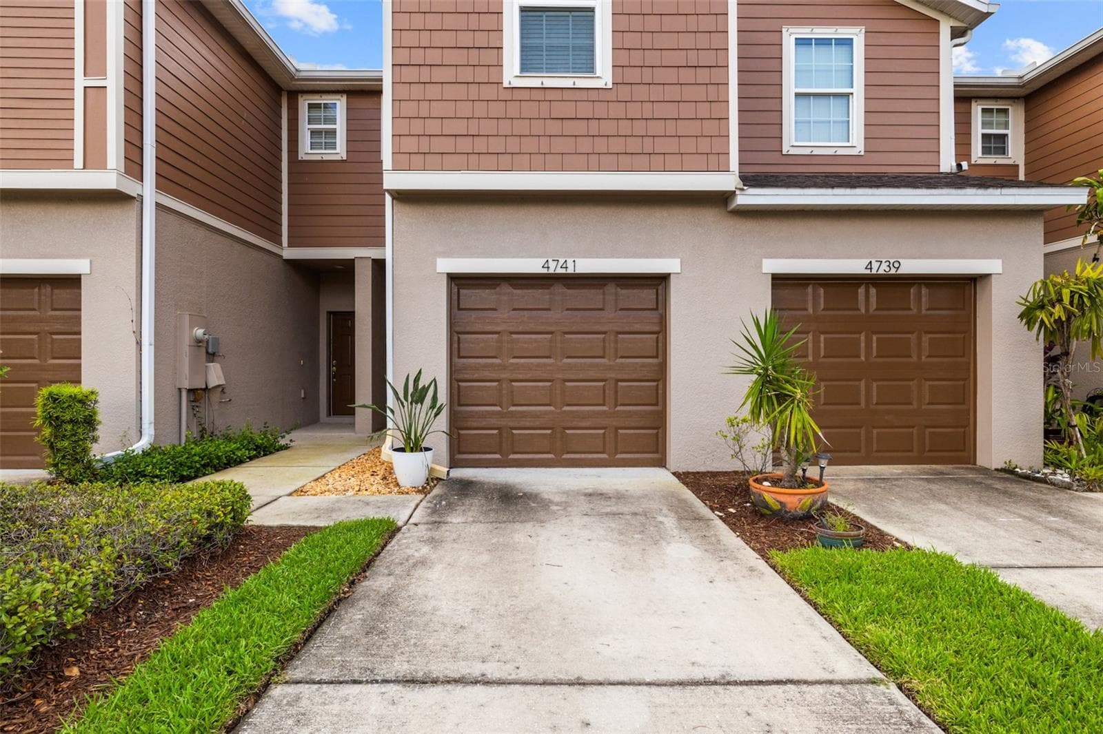 Townhouse at 4741 WHITE SANDERLING CT, TAMPA, photo 5 of 58