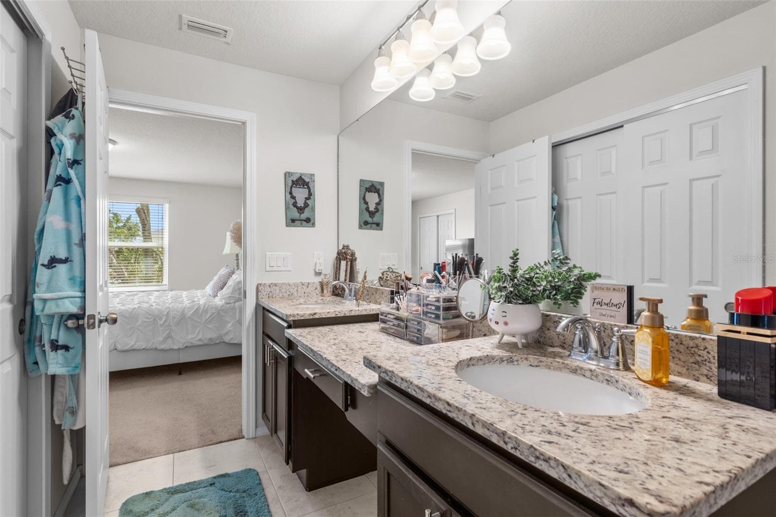 Townhouse at 4741 WHITE SANDERLING CT, TAMPA, photo 37 of 58