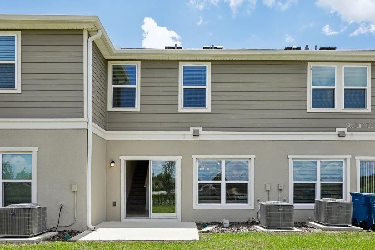 Townhouse at 394 SEQUOIA DR, LAKE WALES, photo 17 of 21