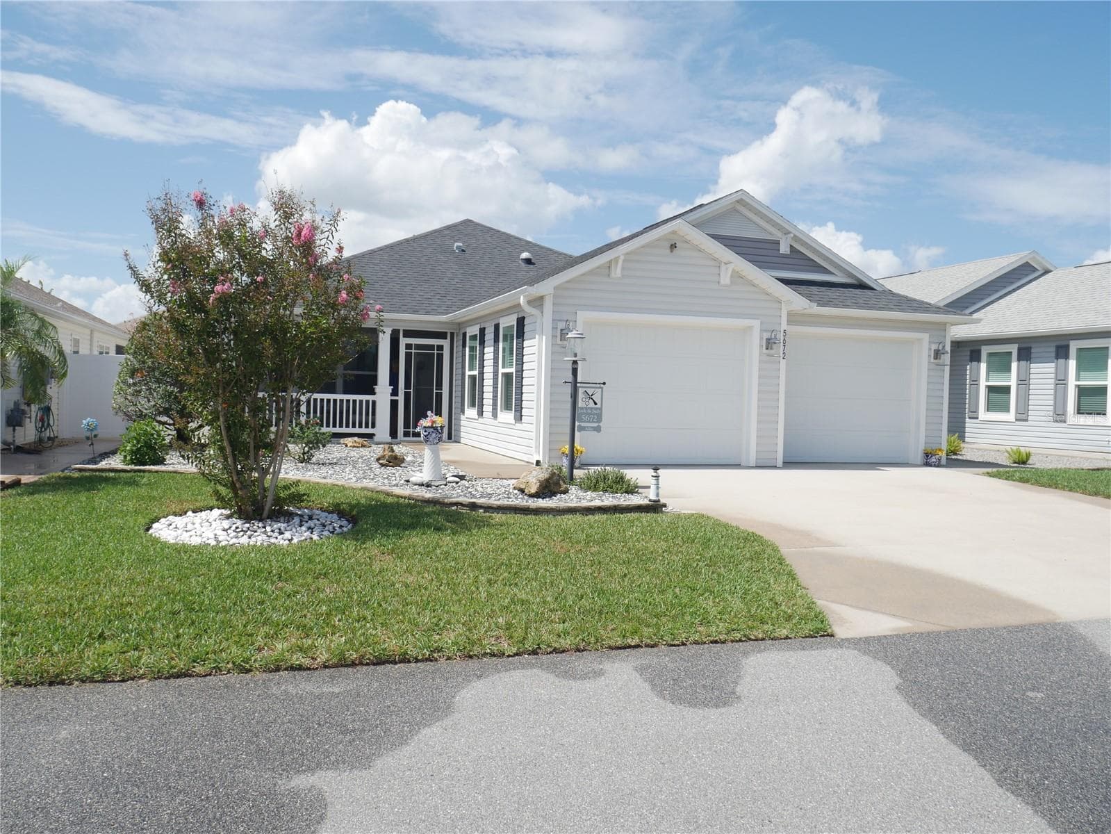 Villa at 5672 GRIMES CT, THE VILLAGES, photo 2 of 55
