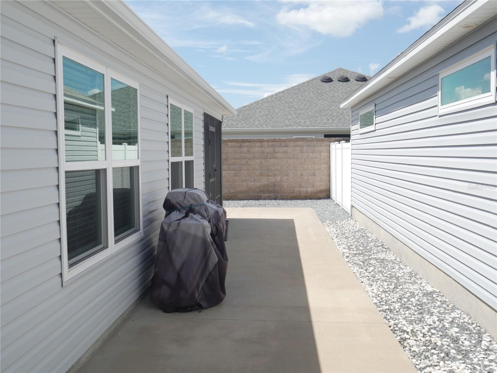 Villa at 5672 GRIMES CT, THE VILLAGES, photo 13 of 55