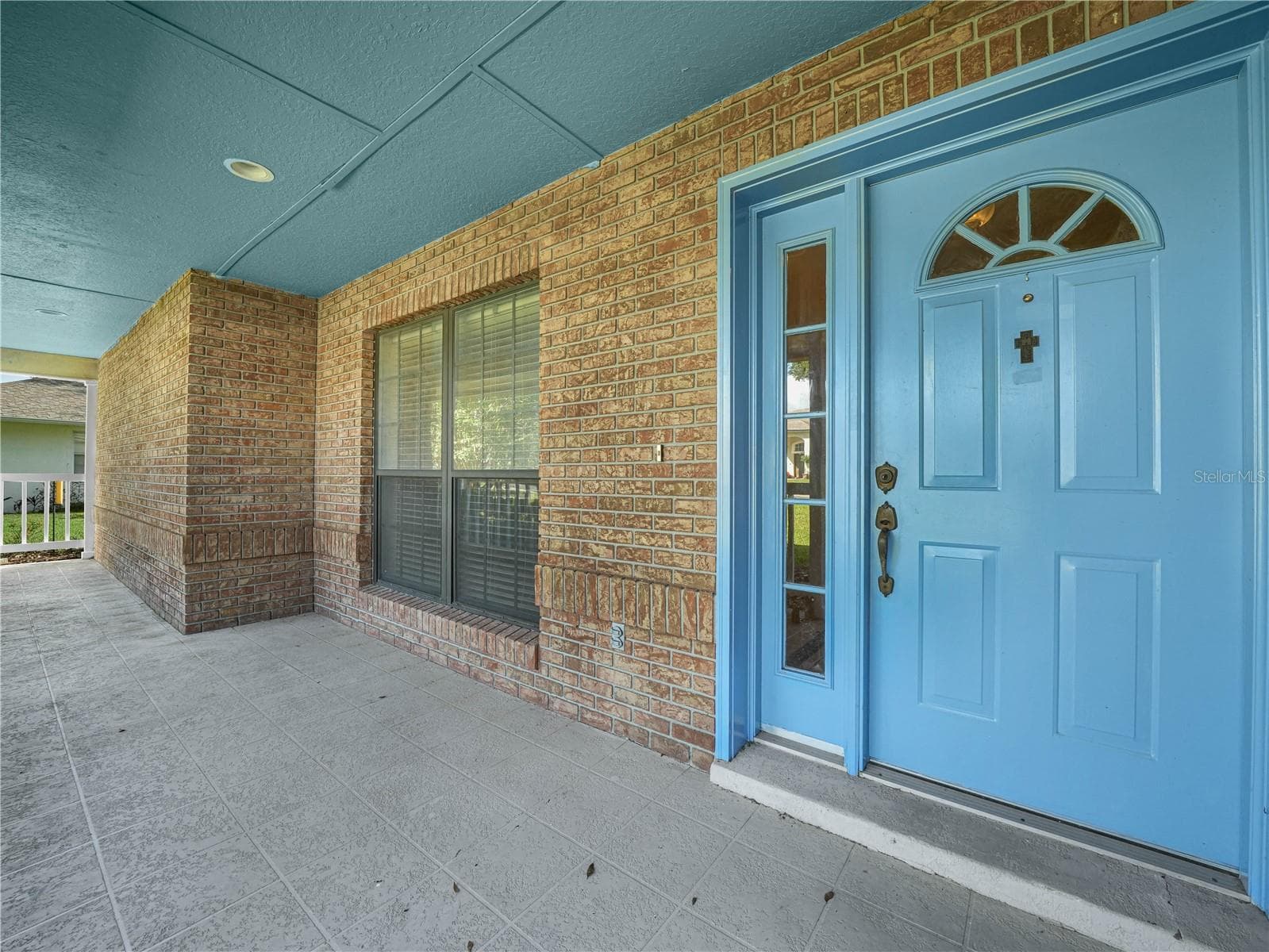 Single Family Residence at 5657 BLOOMFIELD BLVD, LAKELAND, photo 2 of 32