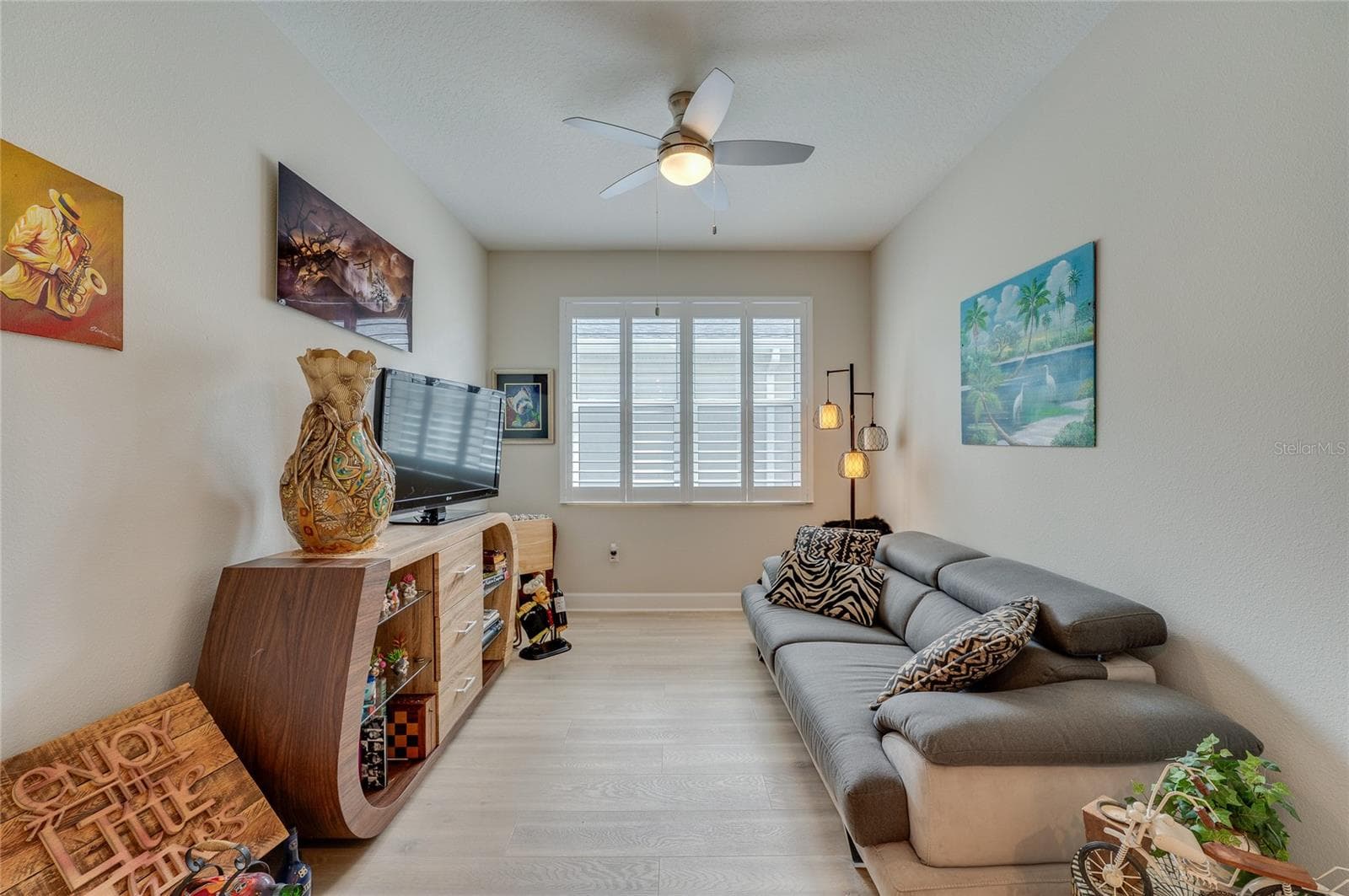 Flex room off kitchen - 1254 VENICE CT, DELAND