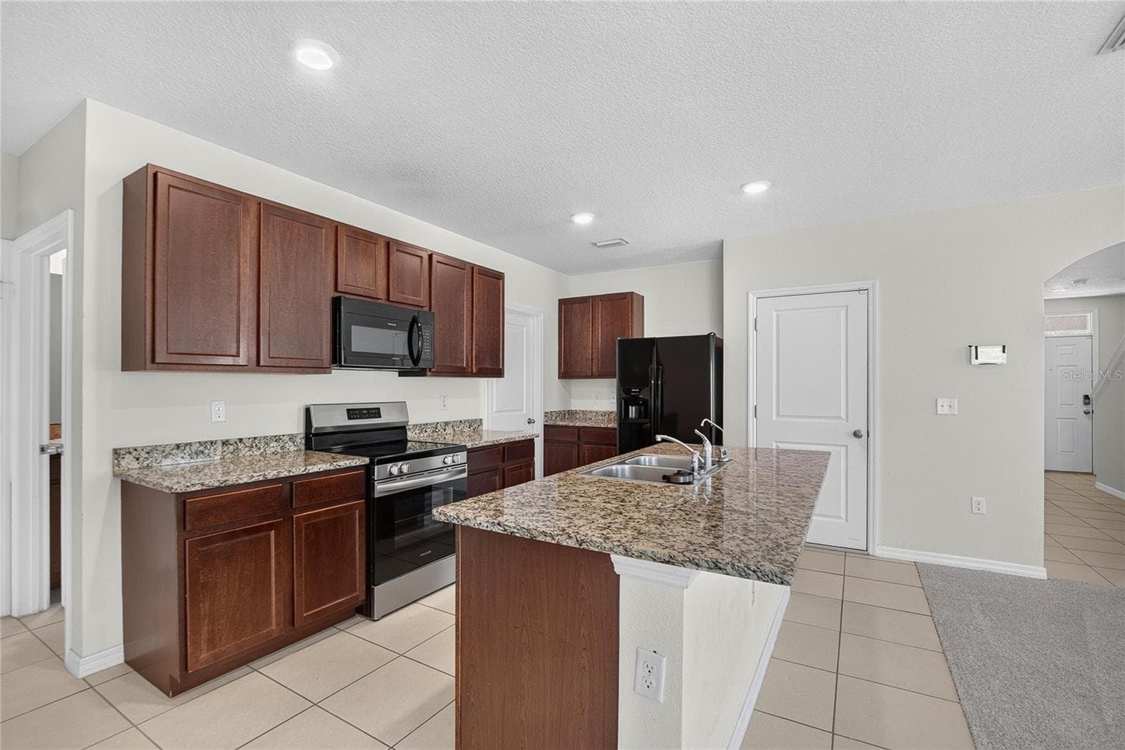 Single Family Residence at 16733 TRITE BEND ST, WIMAUMA, photo 19 of 81