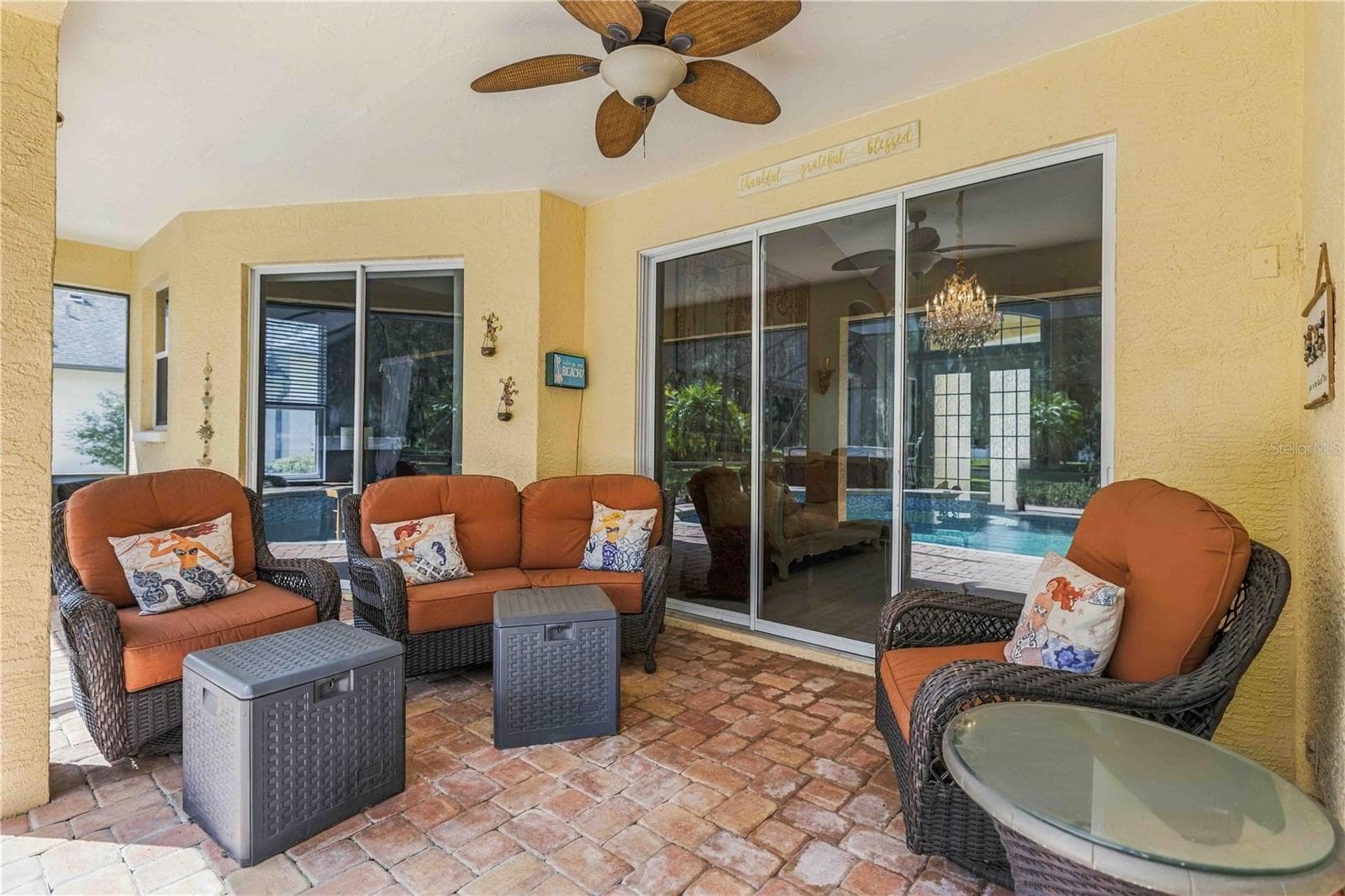 Single Family Residence at 127 MILL RUN E, BRADENTON, photo 24 of 40
