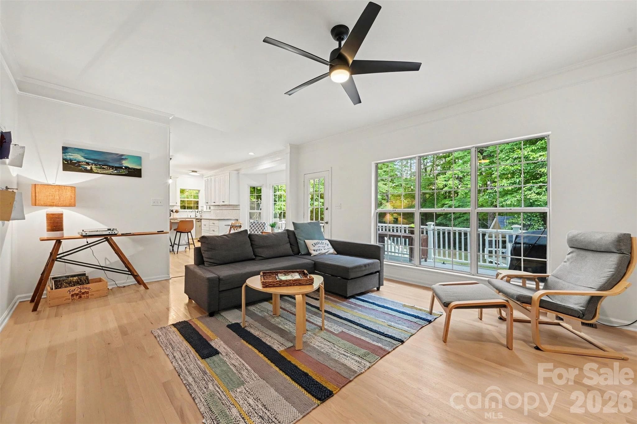 Single Family Residence at 3524 Crescent Knoll Drive, Matthews, photo 11 of 37