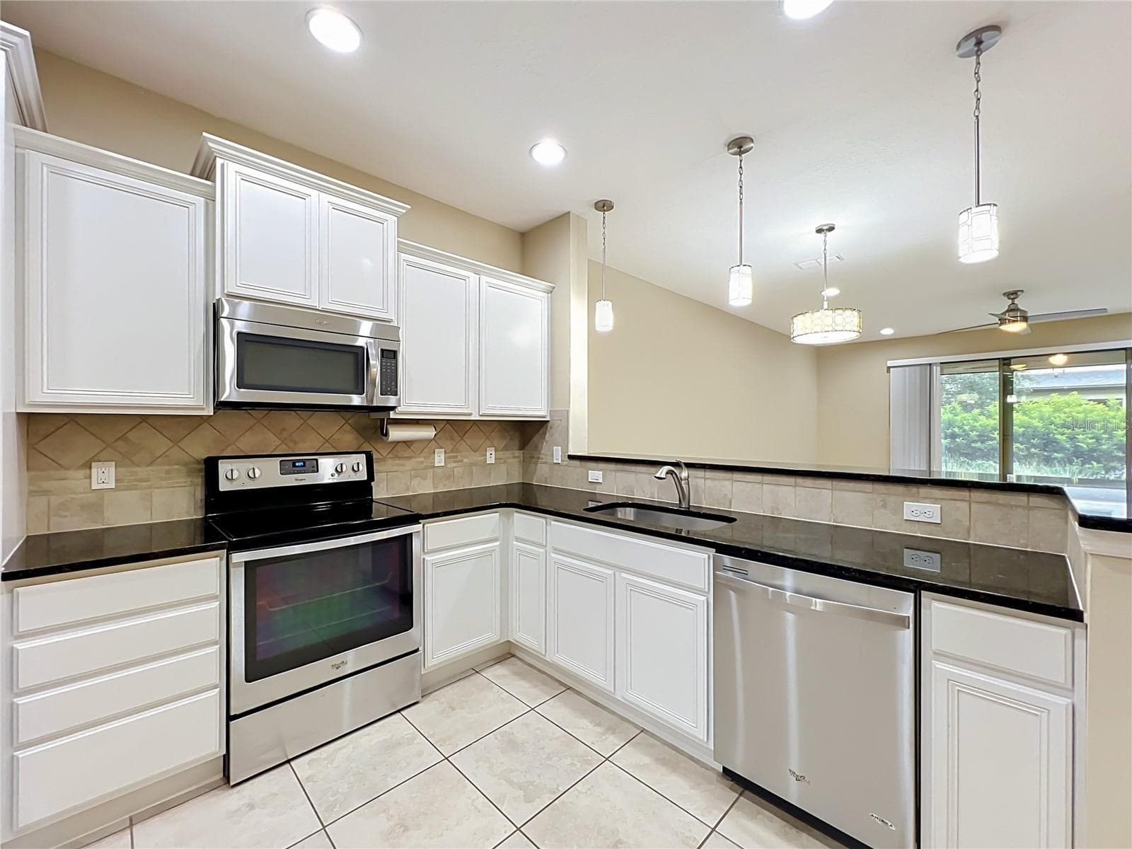 Townhouse at 520 VIRTUOSO LN #68, ORLANDO, photo 6 of 35