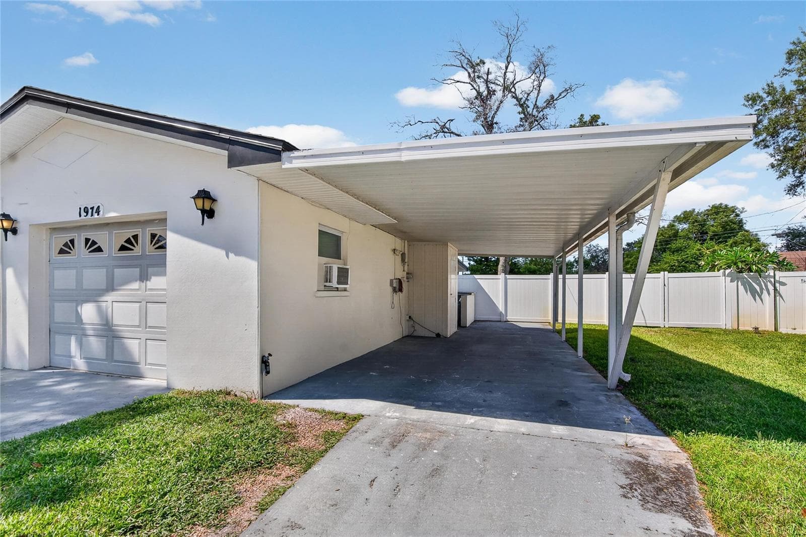 Single Family Residence at 1974 SOUTHVIEW RD, LARGO, photo 2 of 36