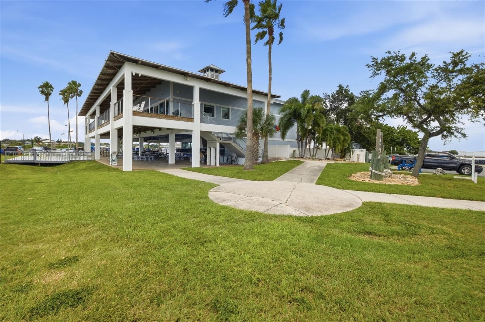 Single Family Residence at 615 E DAVIS BLVD, TAMPA, photo 59 of 89
