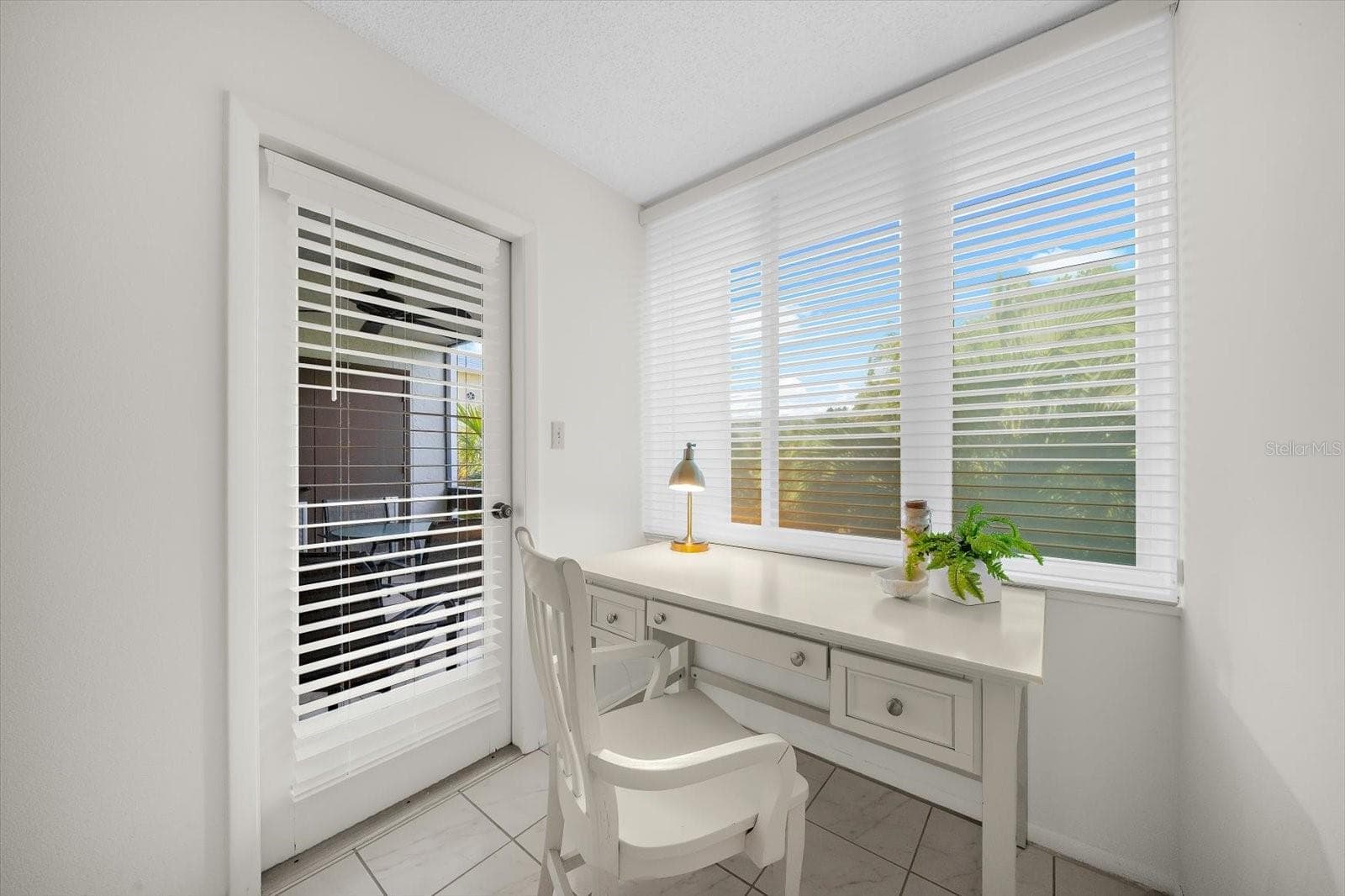 Condominium at 843 BAYPORT WAY #843, LONGBOAT KEY, photo 20 of 87