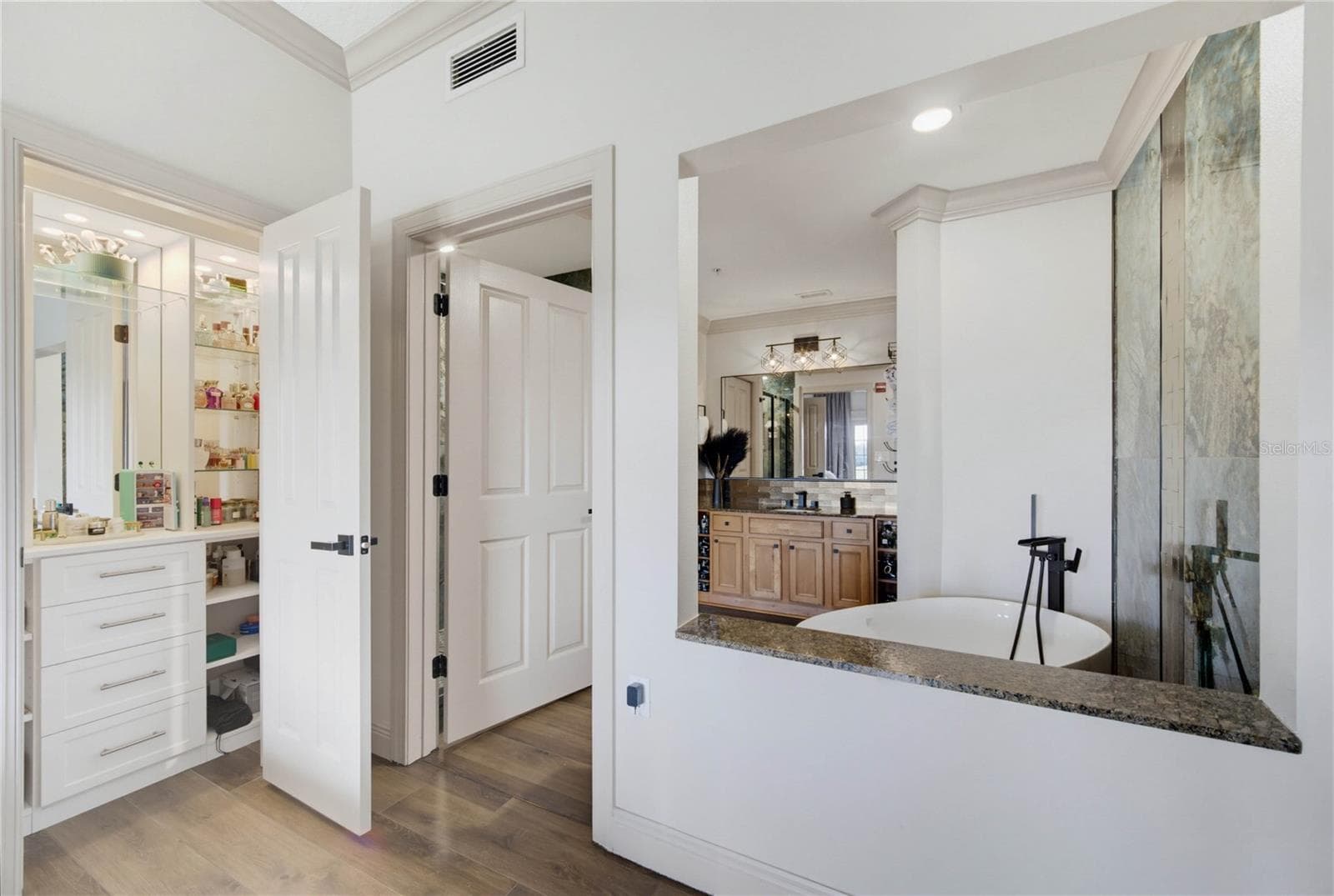 Primary Bed/Bath - 7655 HERITAGE CROSSING WAY #102, KISSIMMEE