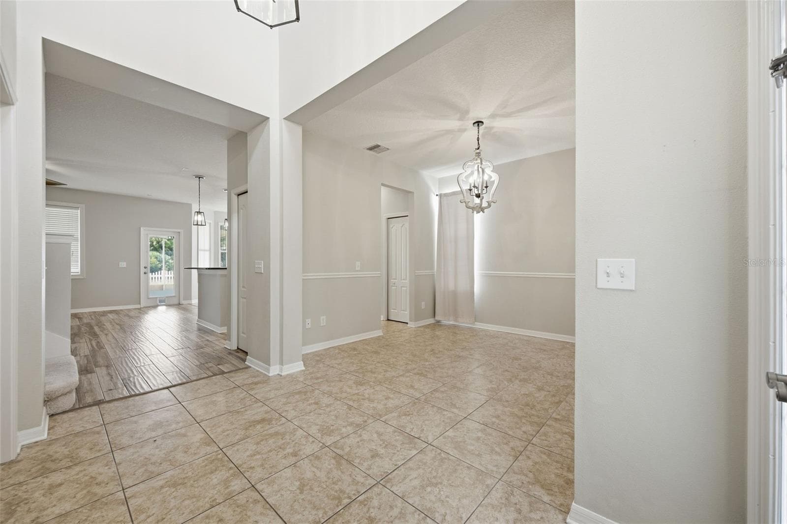 Single Family Residence at 7207 FOREST MERE DR, RIVERVIEW, photo 5 of 43