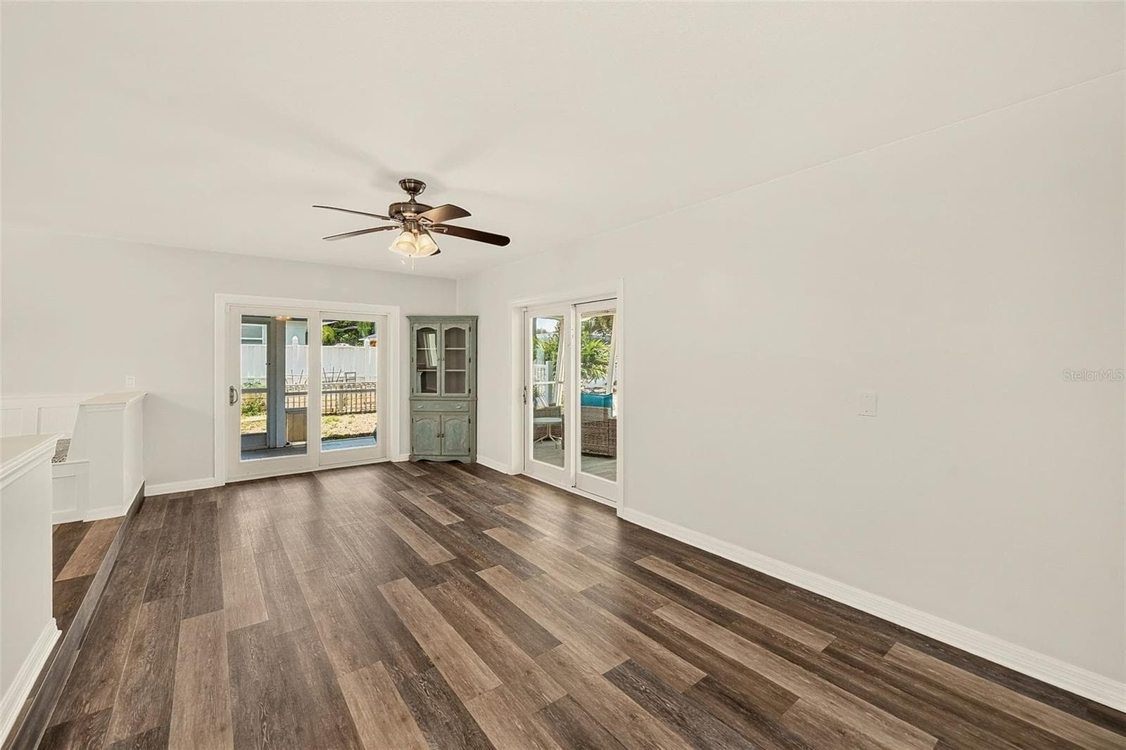 Single Family Residence at 809 JACARANDA DR, LARGO, photo 20 of 60