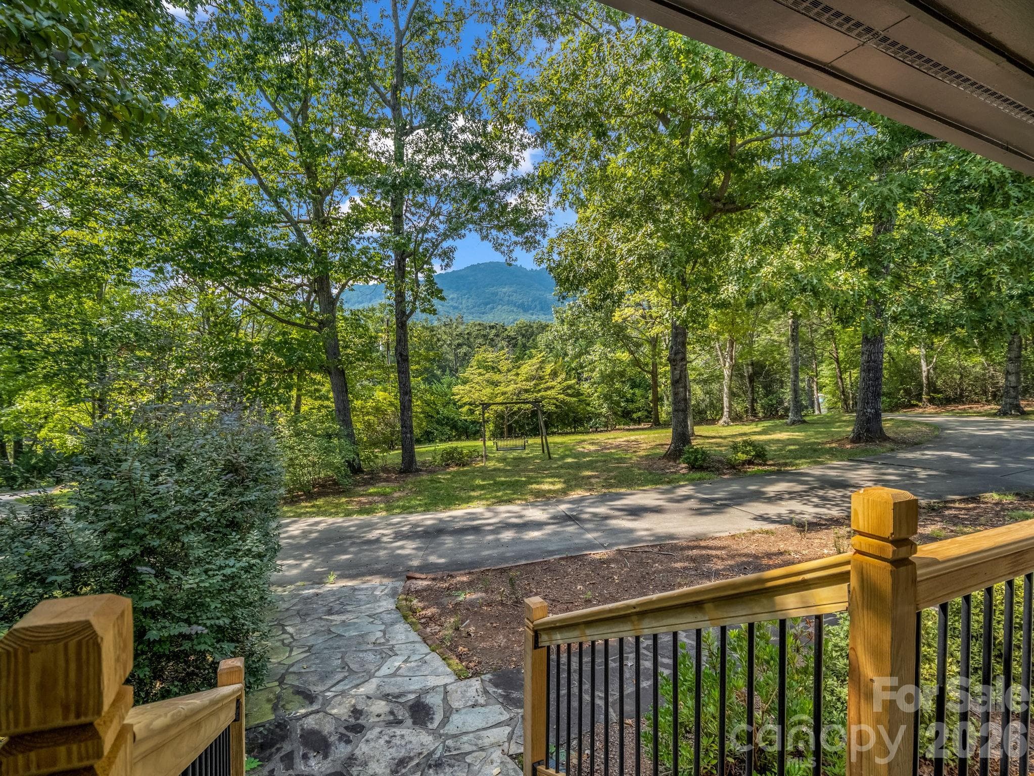 Front porch view - 215 Hillcrest Drive, Columbus