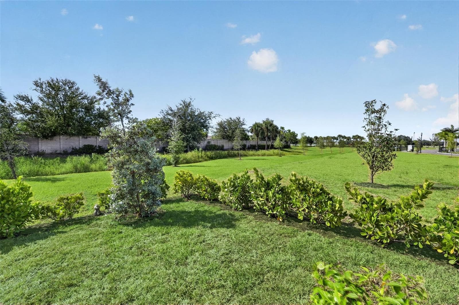 Private Lot with No Neighboring Homes on One Side - 18911 DAYSPRING PL, VENICE