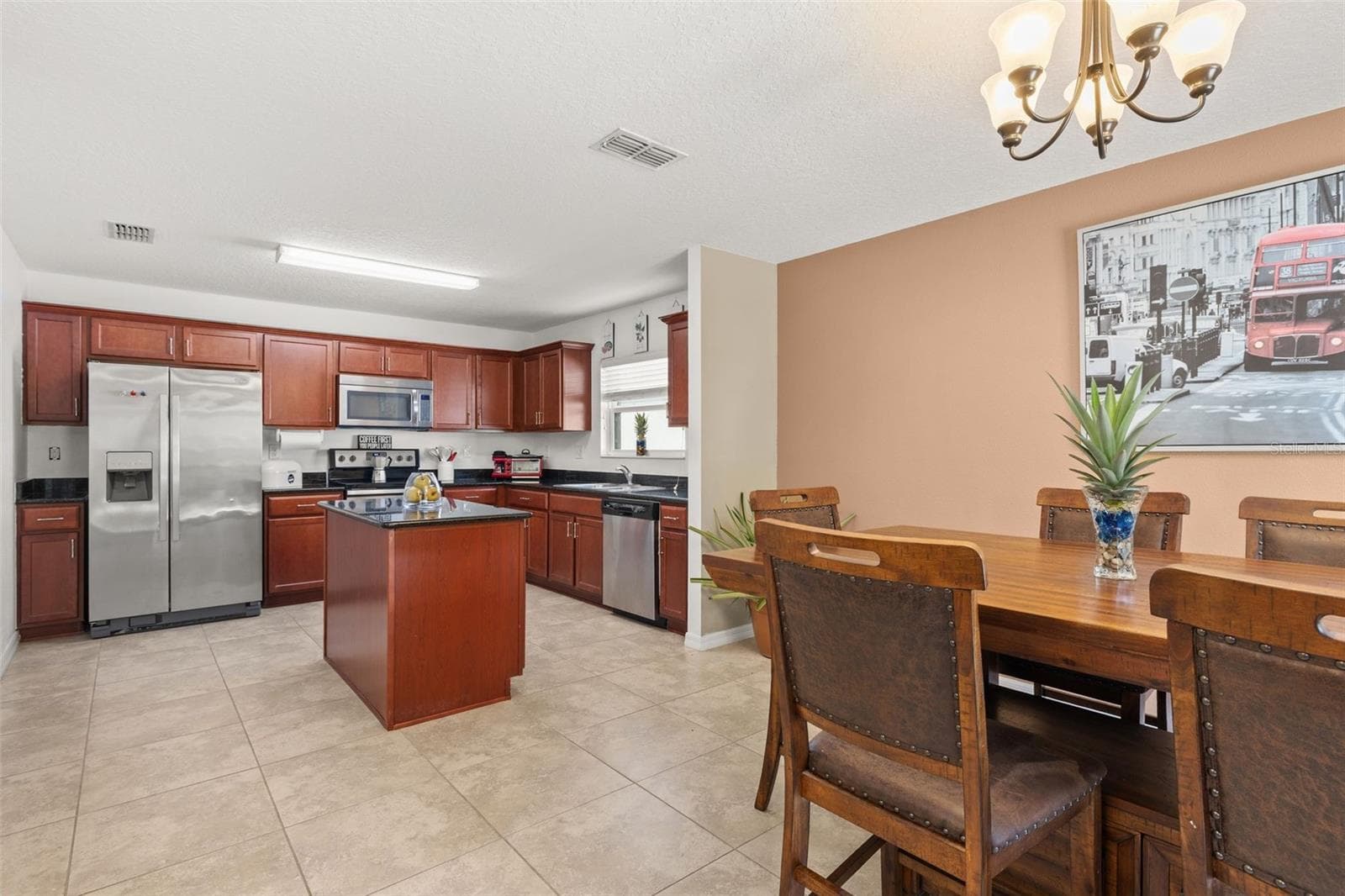 Single Family Residence at 2914 BOATING BLVD, KISSIMMEE, photo 6 of 42